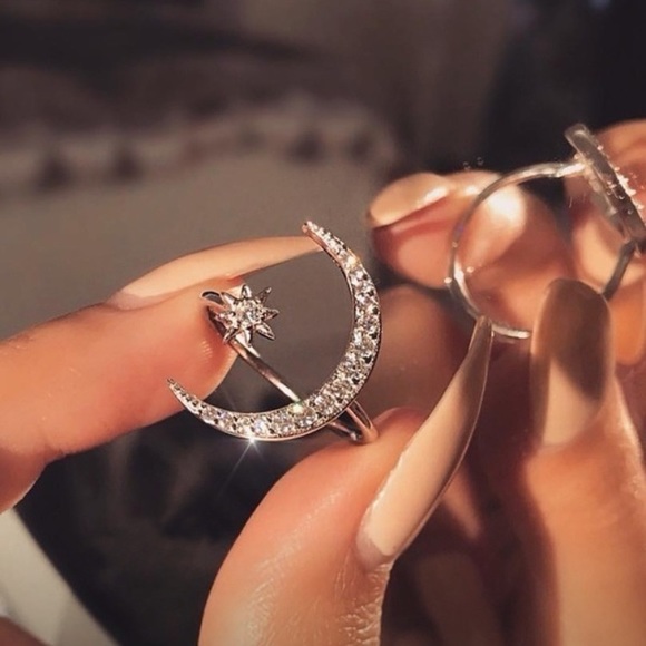 (1 GOLD LEFT!) 18k Gold over S925 Crescent Moon & Star Ring - Picture 7 of 15